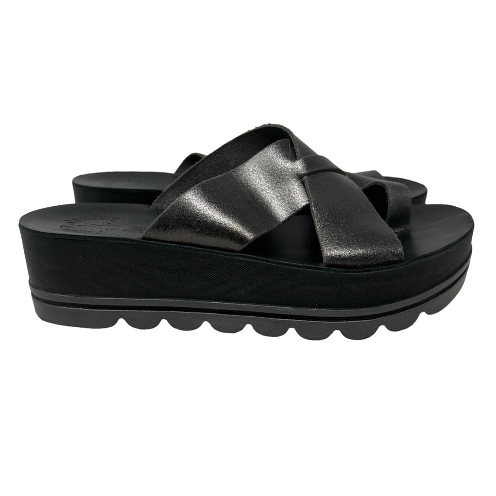 Fantasy Sandals - Picture 2 of 9